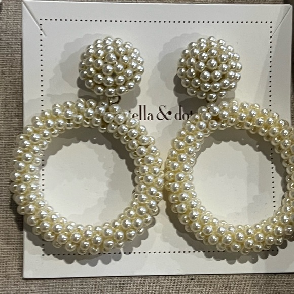 Stella & Dot Jewelry - New - Stella and Dot two way pearl earrings